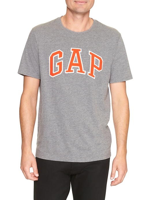 Image number 10 showing, Embroidered Gap Logo T-Shirt In Jersey