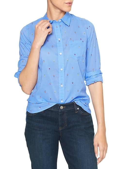 Image number 1 showing, Print Fitted Boyfriend Shirt in Cotton
