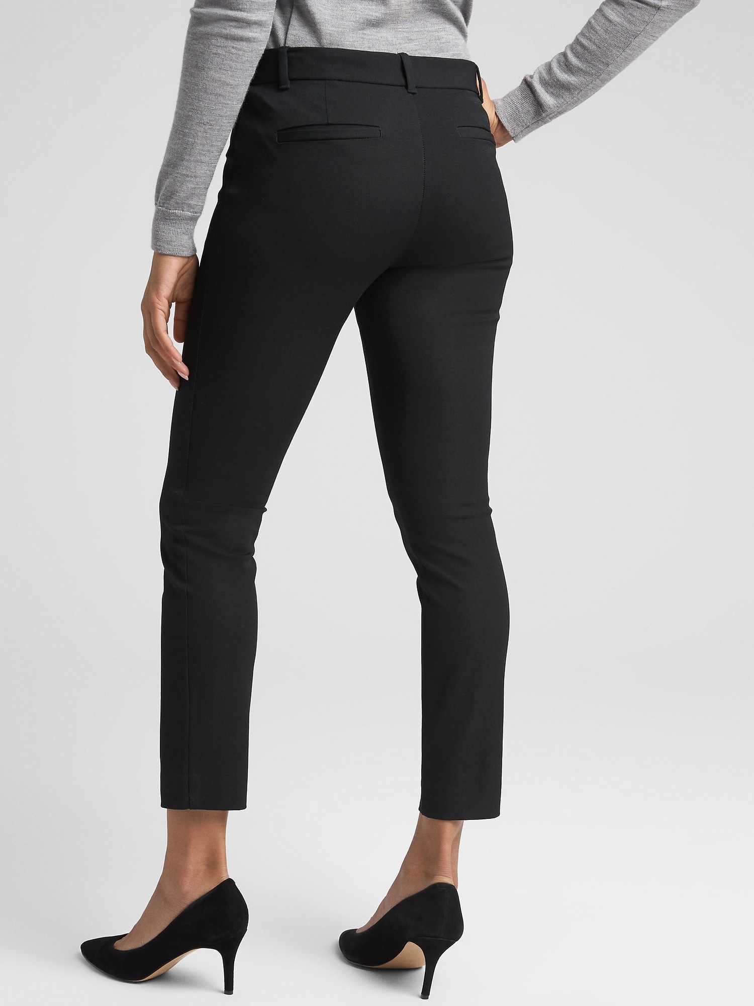 black skinny ankle pants