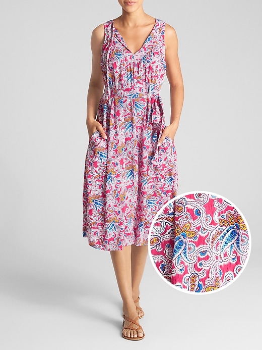 View large product image 1 of 1. Sleeveless Split-Neck Print Midi Dress
