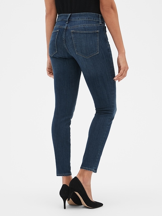 Image number 2 showing, Mid Rise Curvy True Skinny Legging Jeans