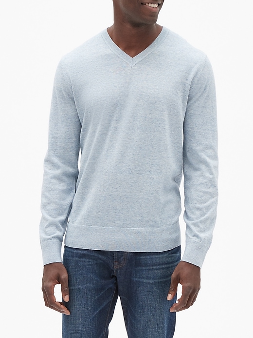Image number 7 showing, V-Neck Sweater in Cotton