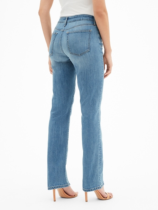 Image number 2 showing, Mid Rise Curvy Classic Straight Jeans