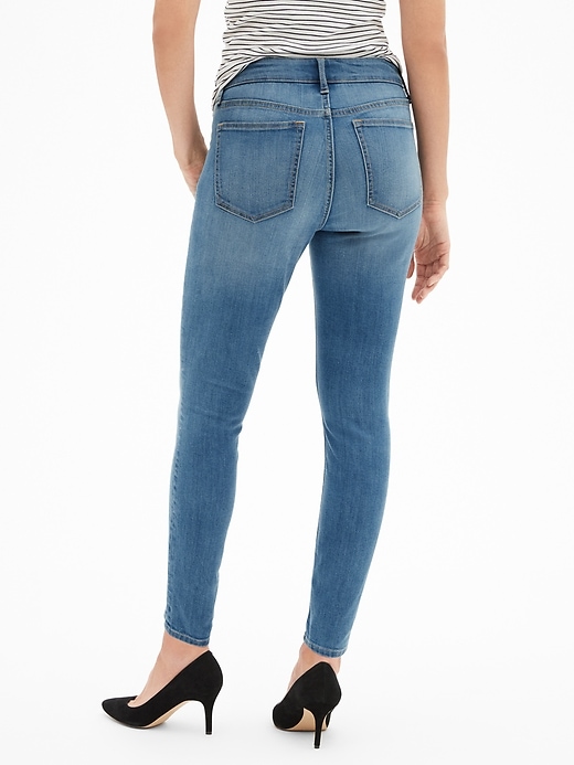 Image number 2 showing, Mid Rise Curvy Legging Skimmer Jeans