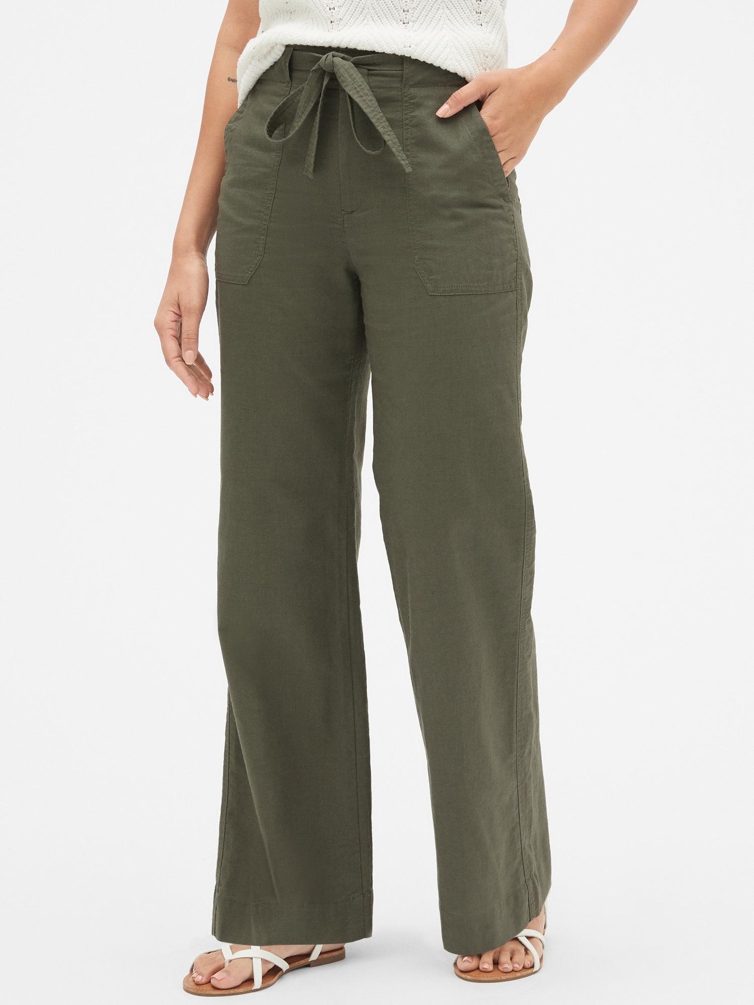 【BAON】[BAON] Tyve Belt Wide Slacks Bunon Wide Belt Pants - White/Colourful print | Garmentory