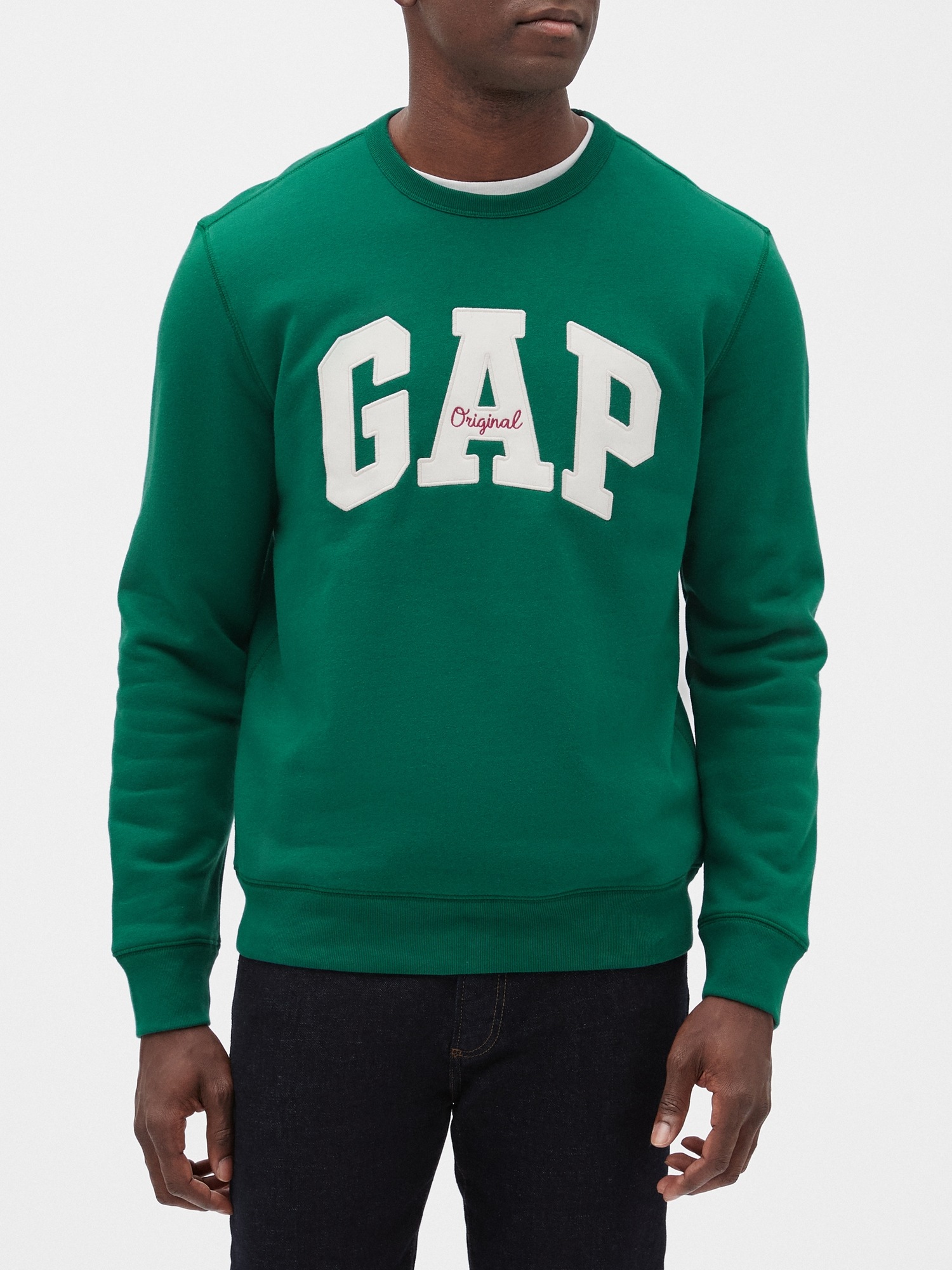 green gap sweater