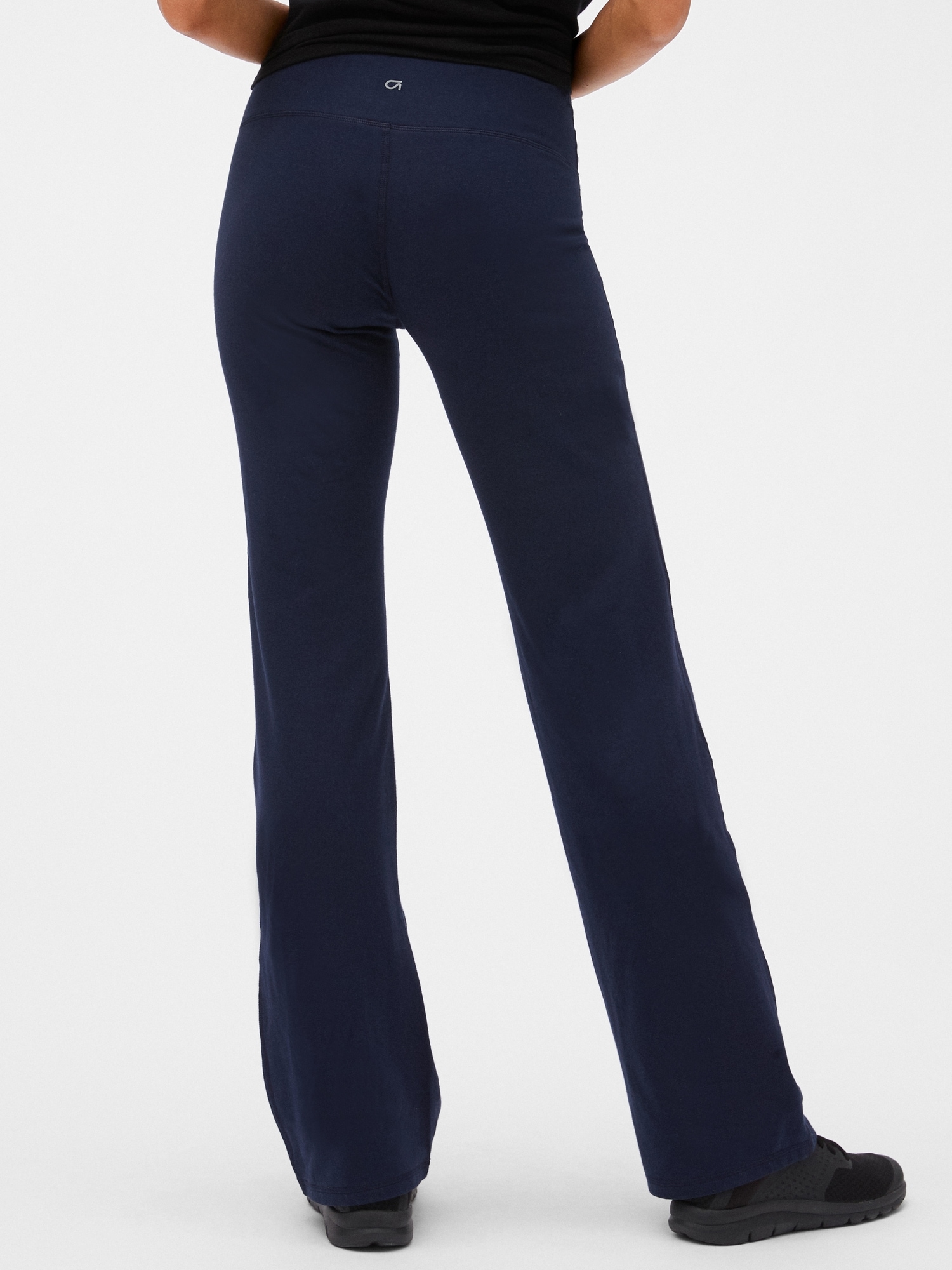 gap yoga pants bootcut