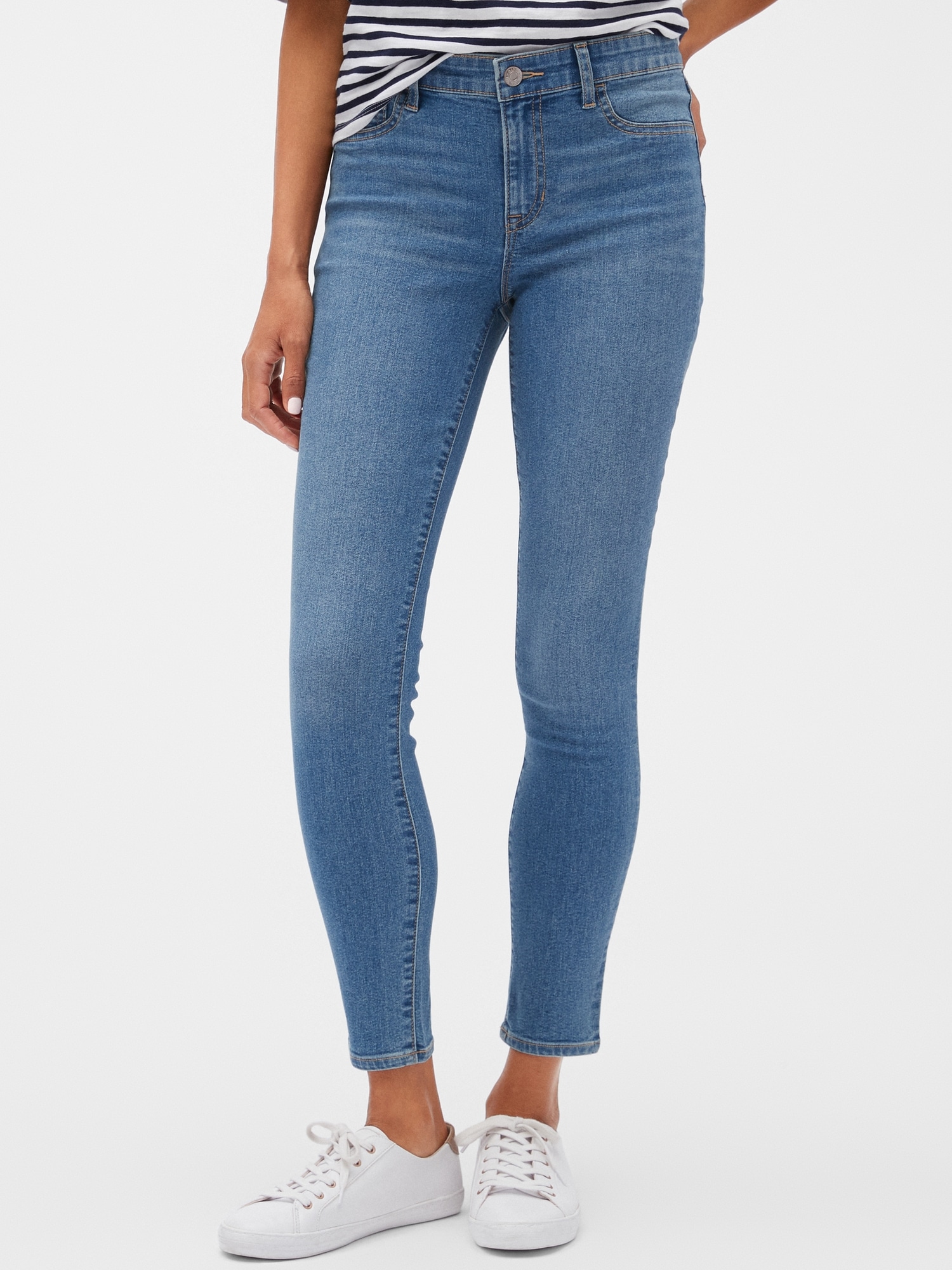 Mid Rise Cropped Favorite Jegging | Gap Factory