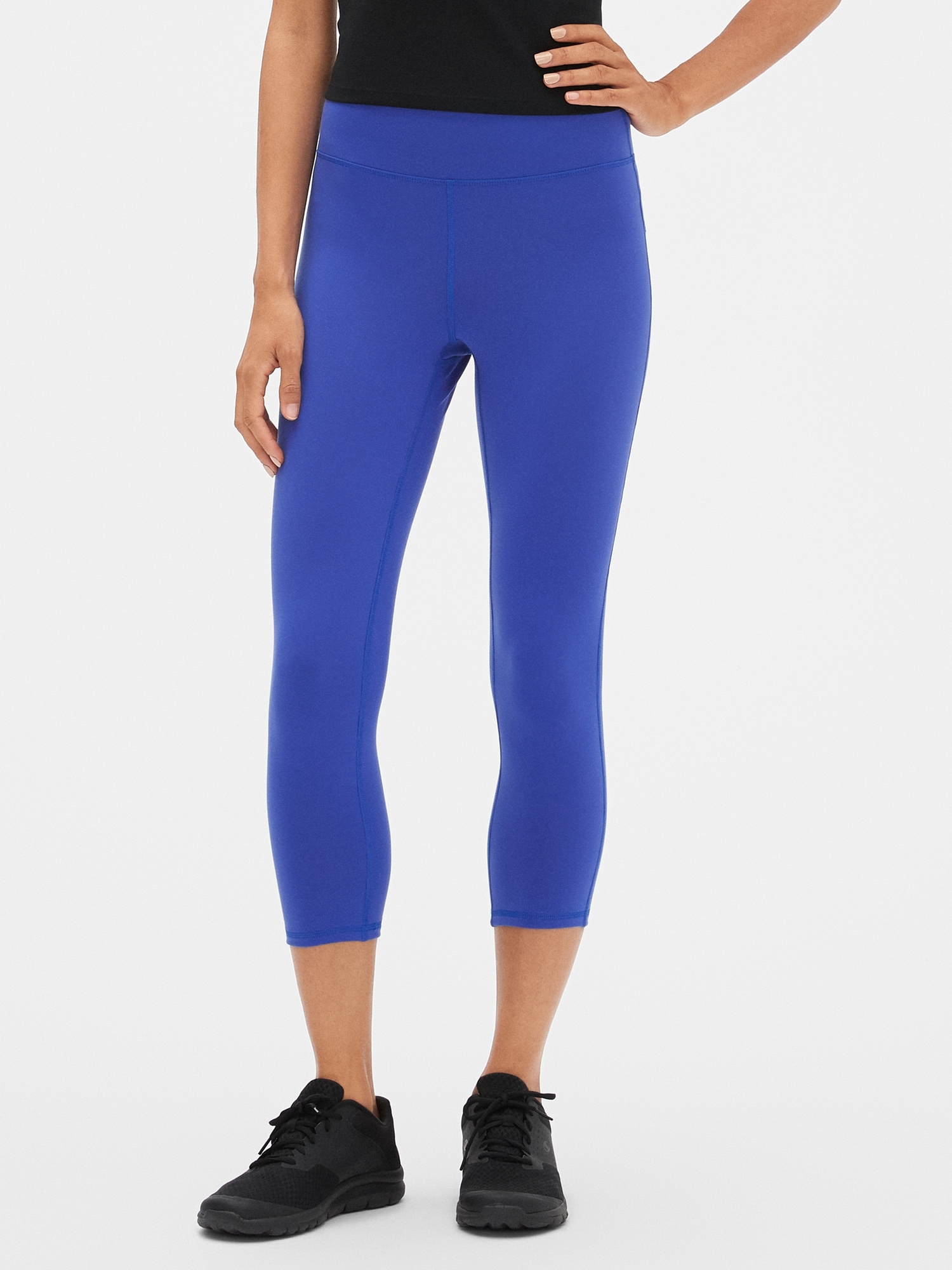 GapFit Sport Compression Legging Capris