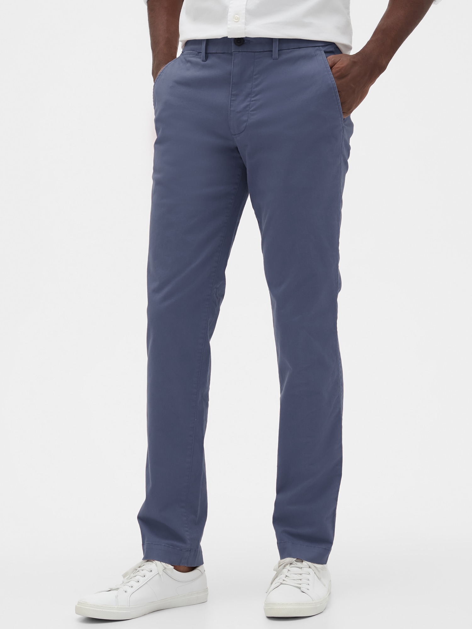 hybrid khakis in slim fit with gapflex