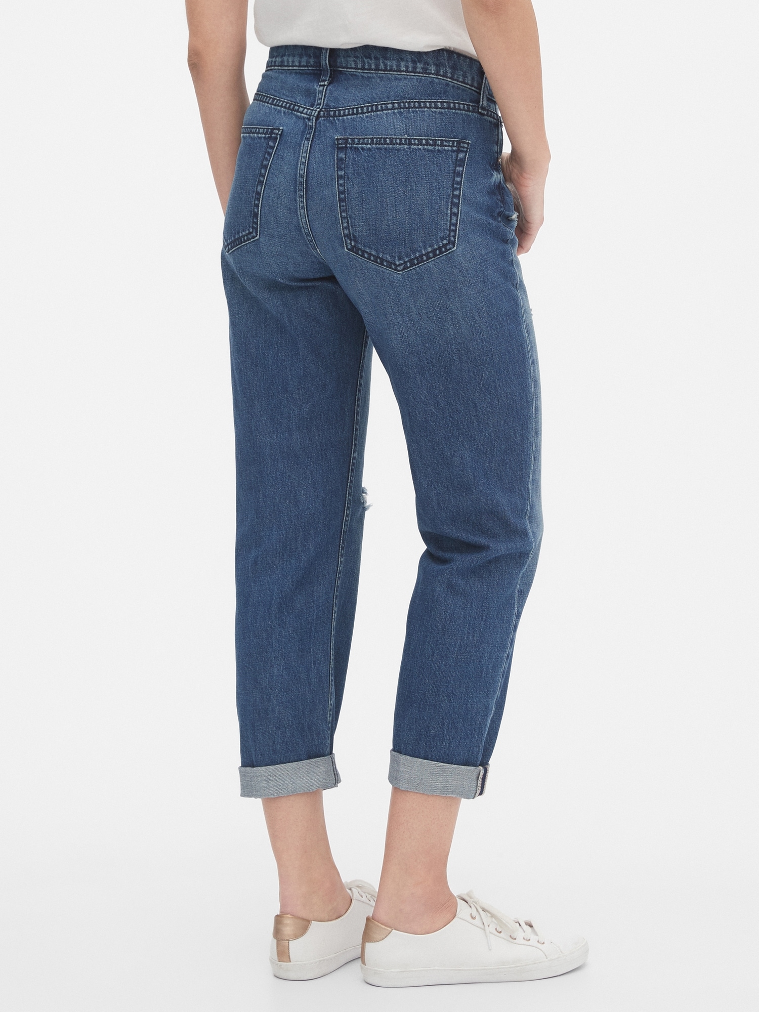 dark wash distressed boyfriend jeans