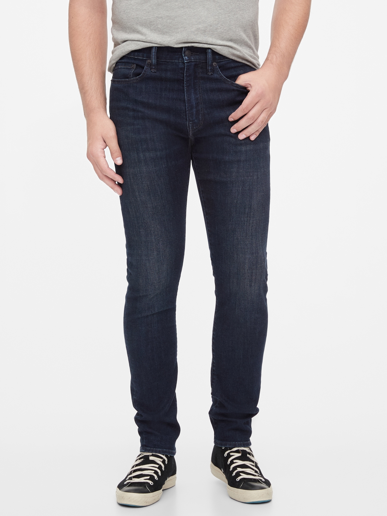 Soft Wear Slim Taper Jeans