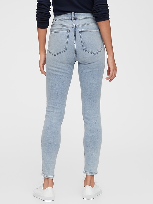 High Rise Universal Legging Jeans With Raw Hem With Washwell&#153