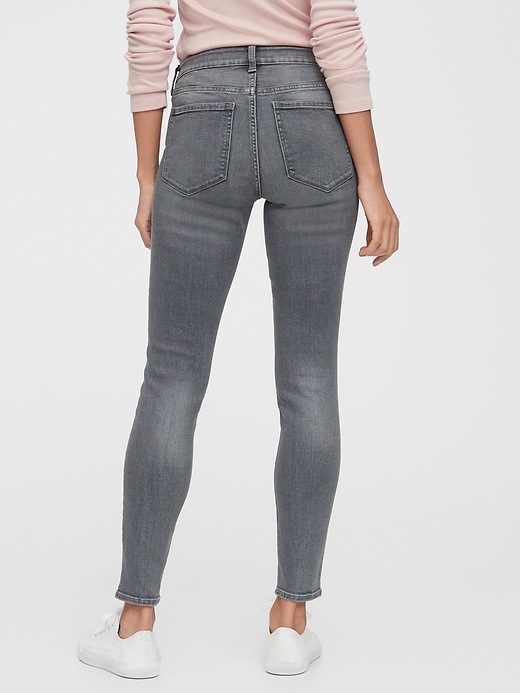Mid Rise Universal Legging Jeans With Washwell&#153