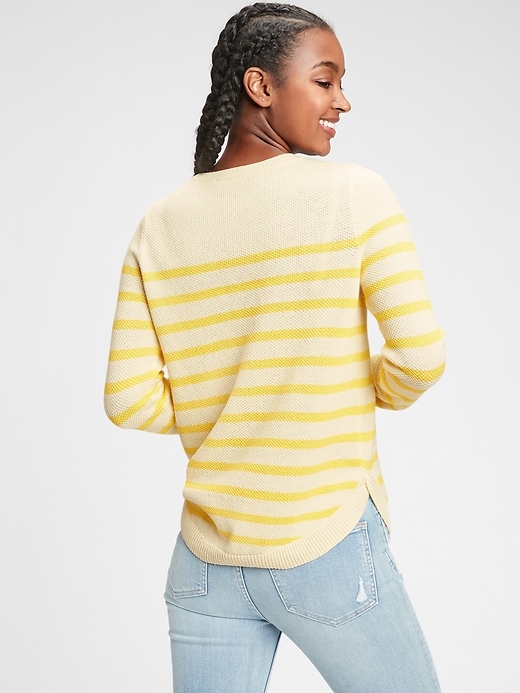 Image number 2 showing, Curved Hem Crewneck Sweater