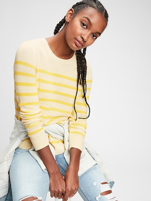 Image number 3 showing, Curved Hem Crewneck Sweater