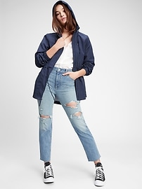 Mid Rise Destructed Slim Boyfriend Jeans with Washwell