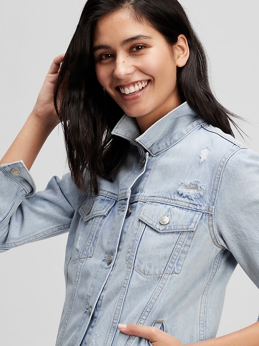 Image number 3 showing, Distressed Icon Denim Jacket With Washwell