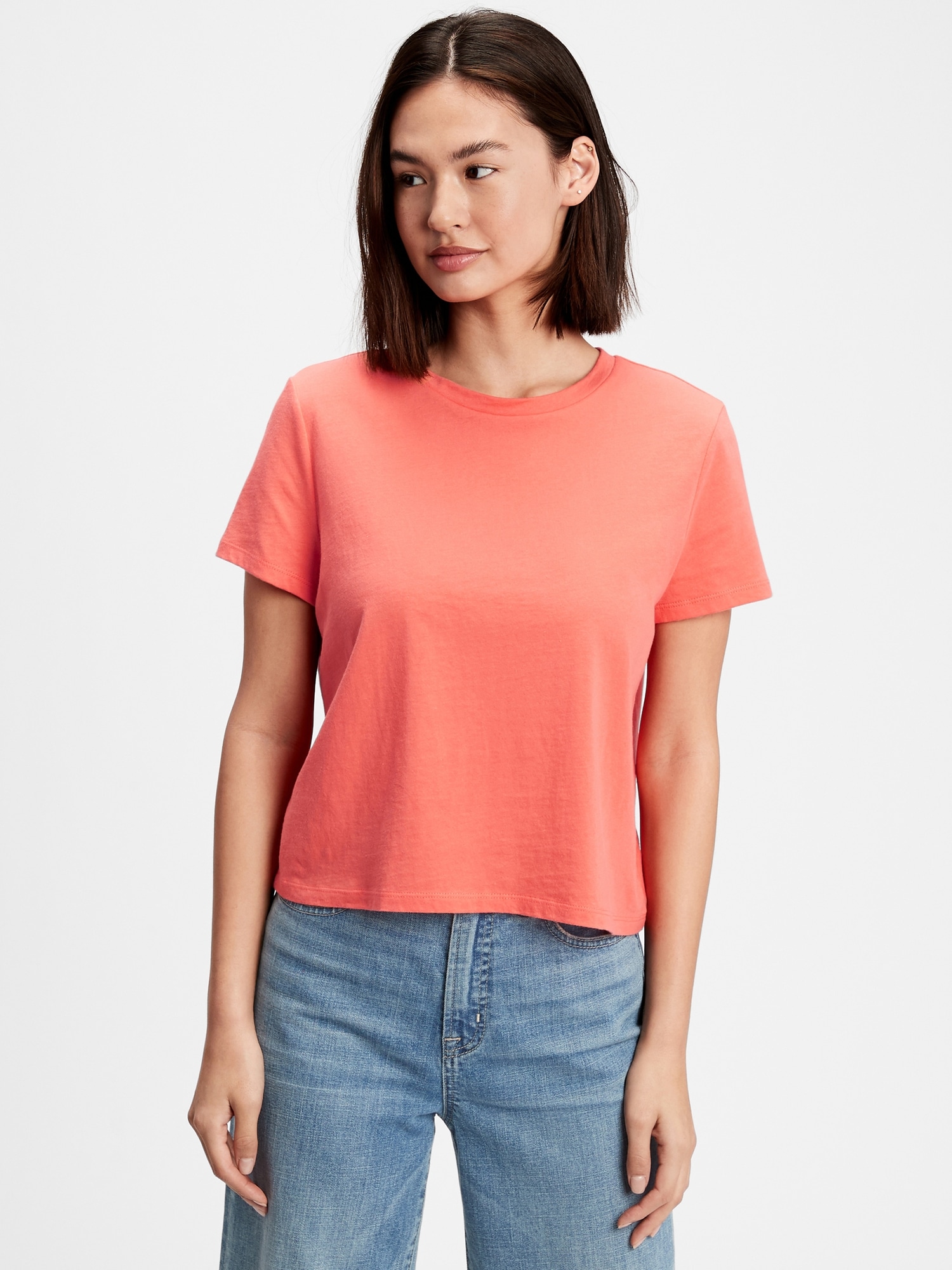 gap shrunken tee