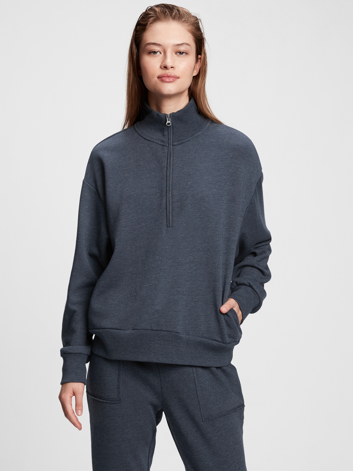 Half-Zip Mockneck Sweatshirt