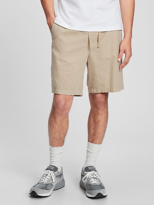 Image number 1 showing, 8" Easy Linen Shorts