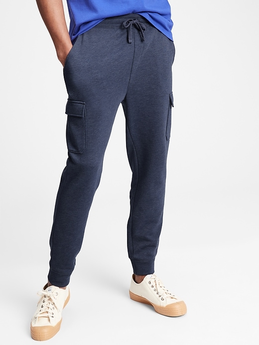 gap cargo joggers