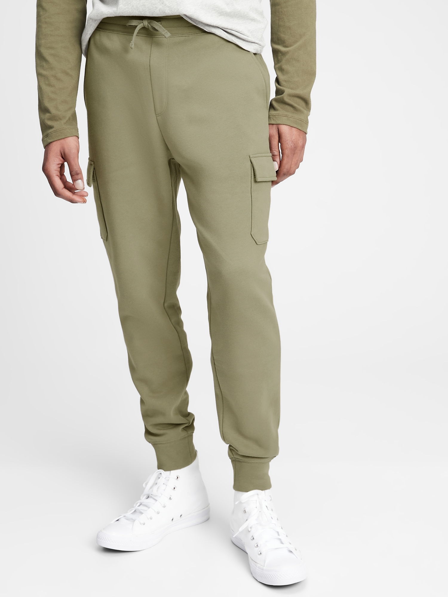gap cargo joggers