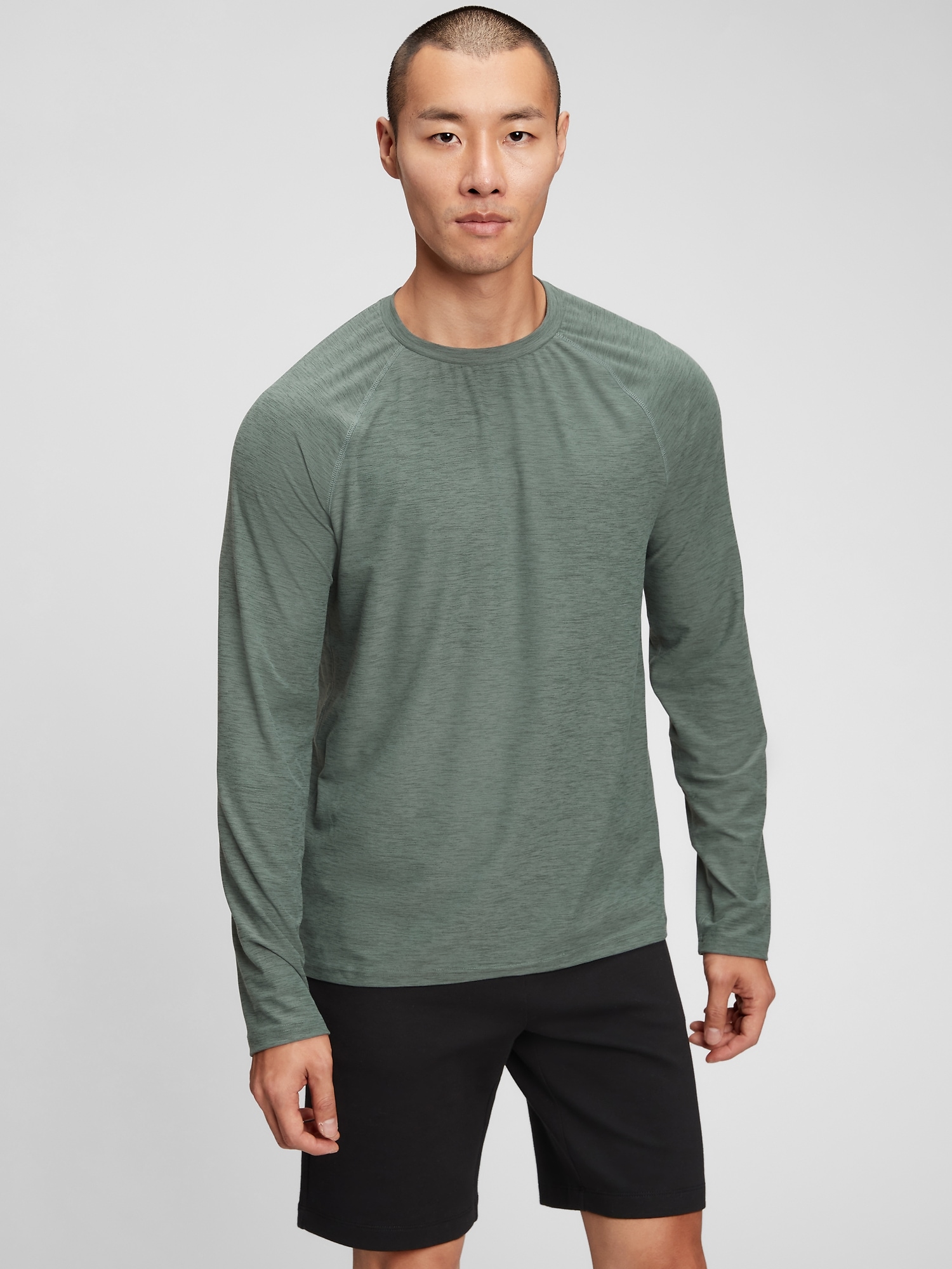 gapfit long sleeve shirt