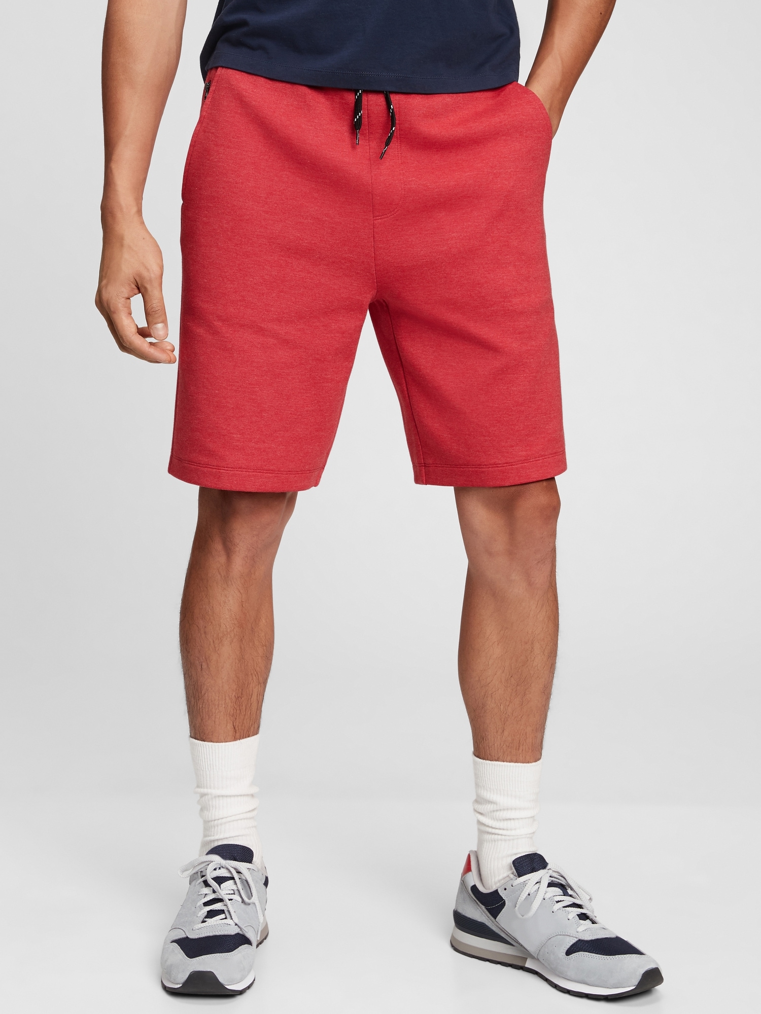 Gap performance shorts Clearance