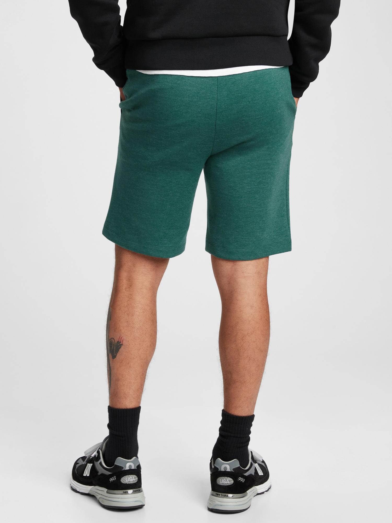 Gap performance shorts Clearance