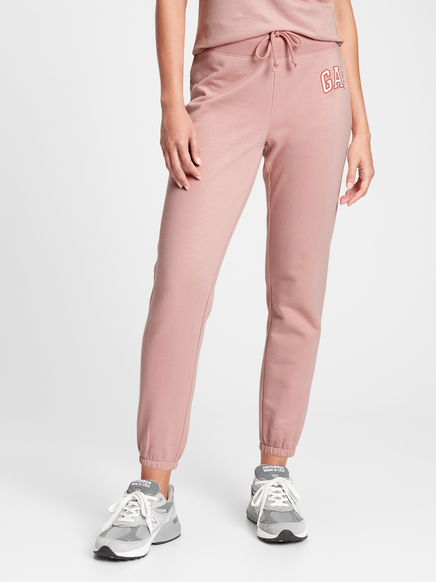 Buy GAP Tapered Fit Cuffed Track Pants at Redfynd