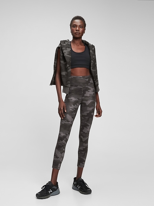 Image number 9 showing, GapFit Print Leggings