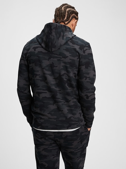 Image number 2 showing, GapFit Performance Hoodie