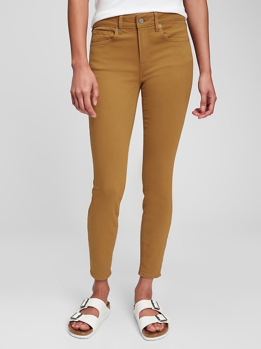 Image number 1 showing, Mid Rise Universal Legging Jeans with Washwell&#153