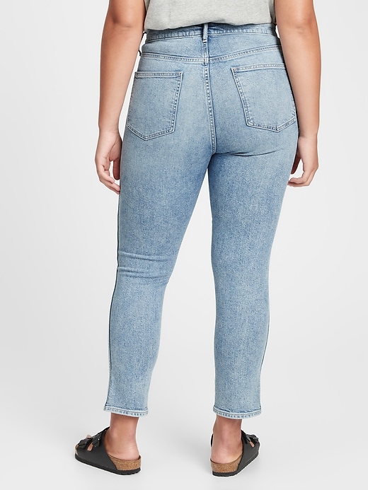 Image number 4 showing, High Rise Vintage Slim Jeans with Washwell