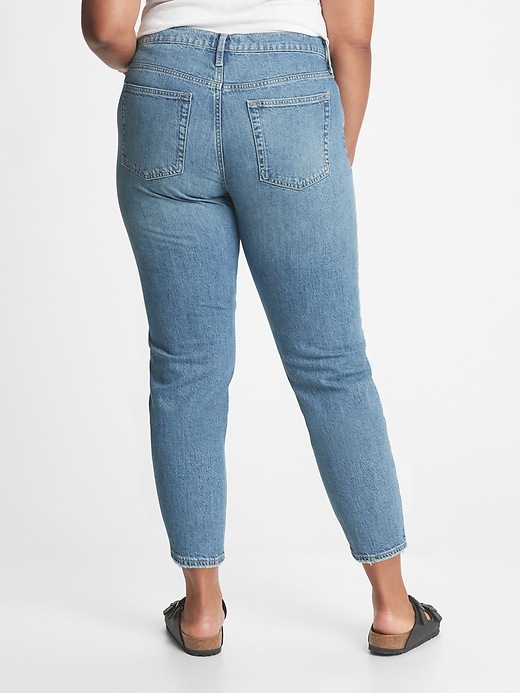 Image number 6 showing, High Rise Cheeky Straight Jeans with Washwell