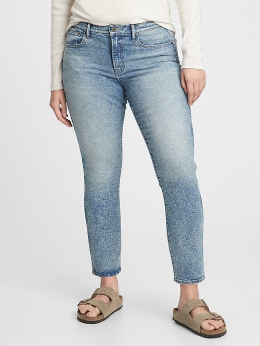 Image number 3 showing, Mid Rise Vintage Slim Jeans with Washwell