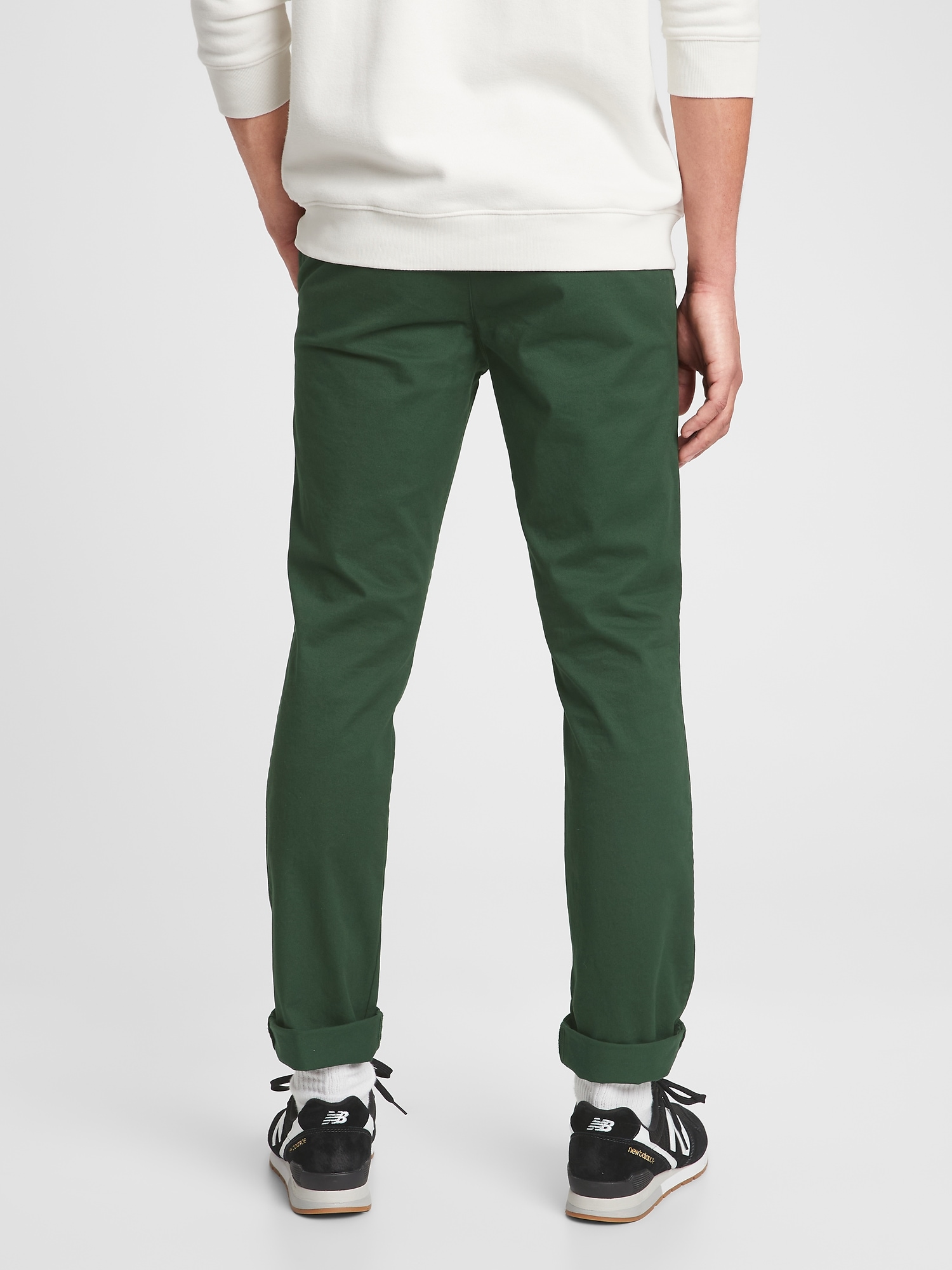 GapFlex Essential Khakis in Skinny Fit with Washwell Gap Factory
