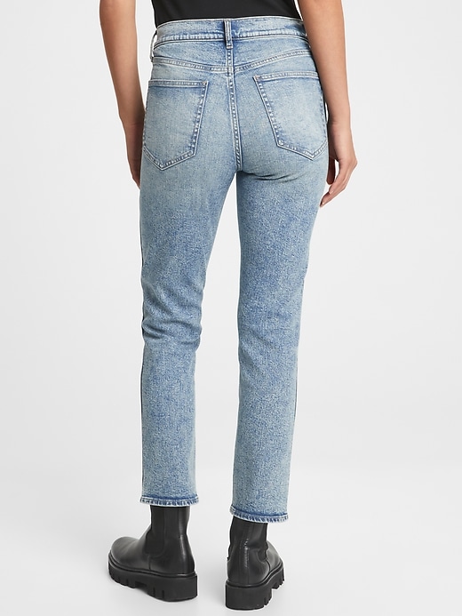 Image number 2 showing, Mid Rise Vintage Slim Jeans with Washwell