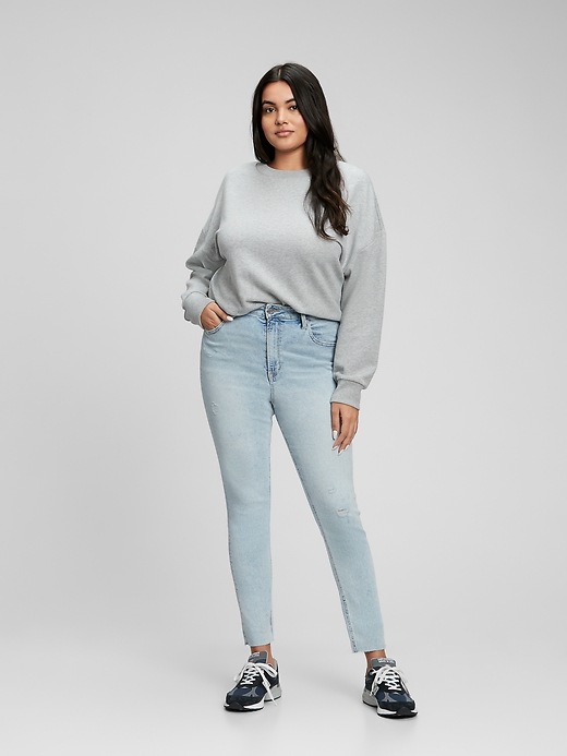 Image number 3 showing, Sky High Destructed Jeans with Washwell