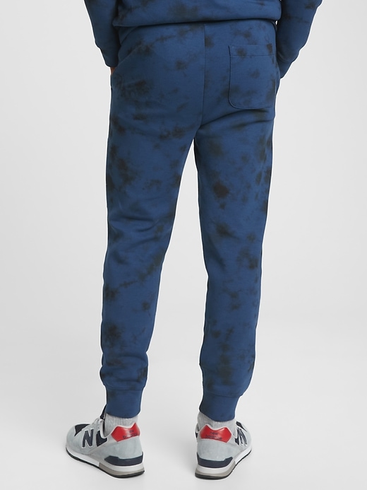 Image number 2 showing, GapFit Performance Joggers