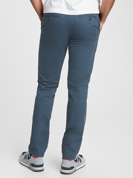 Image number 5 showing, GapFlex Essential Khakis in Slim Fit with Washwell