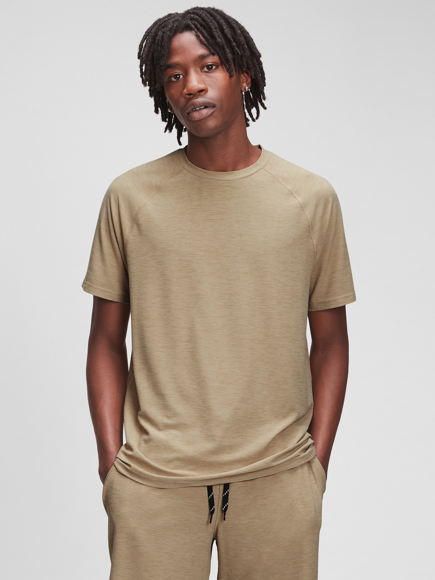 gap fit tshirt