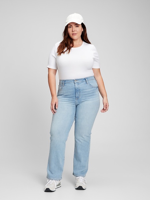Image number 3 showing, High Rise Vintage Flare Jeans with Washwell