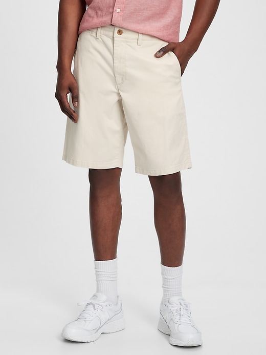 Image number 1 showing, 10" GapFlex Essential Khaki Shorts