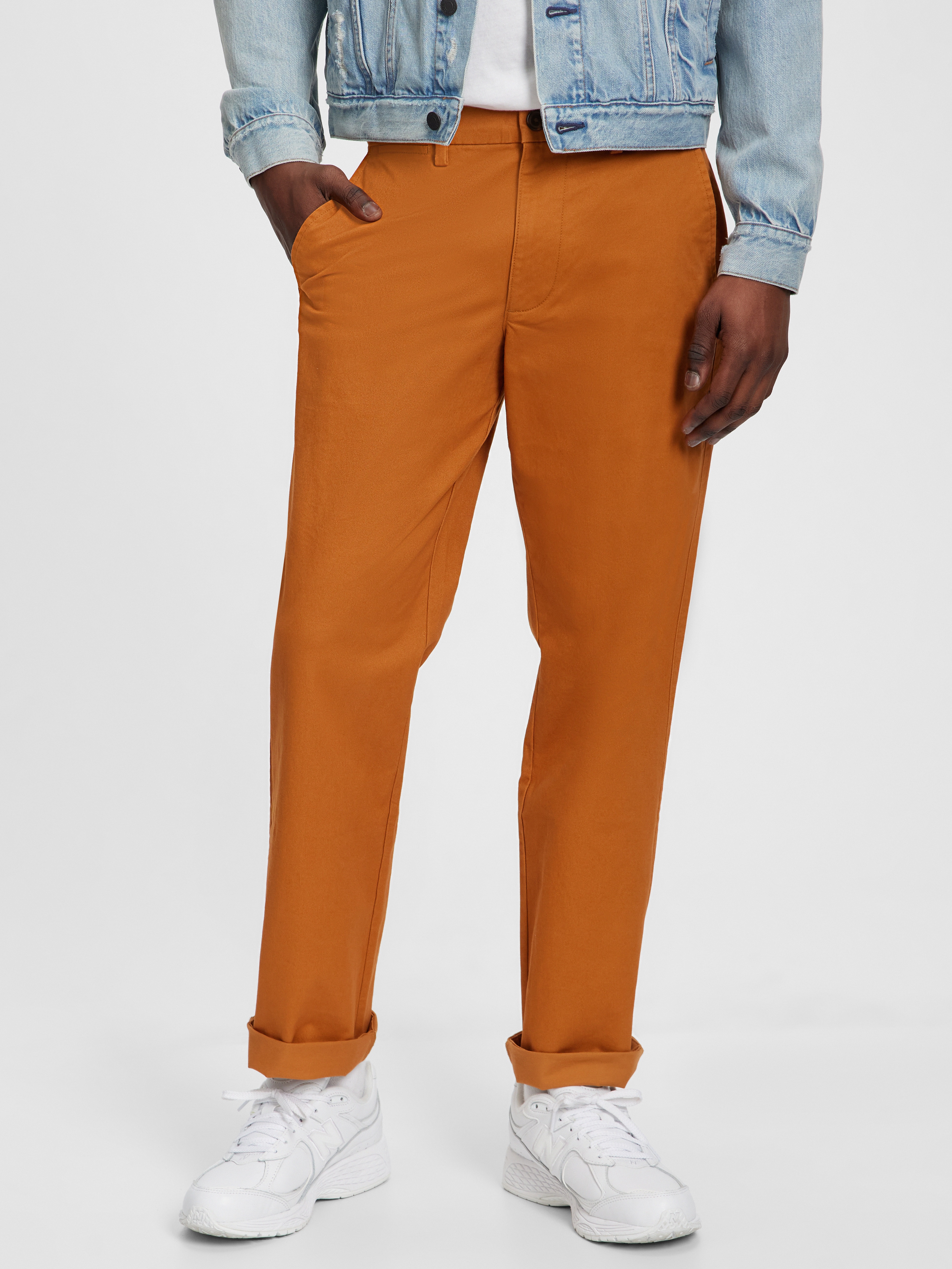 GapFlex Essential Khakis in Straight 