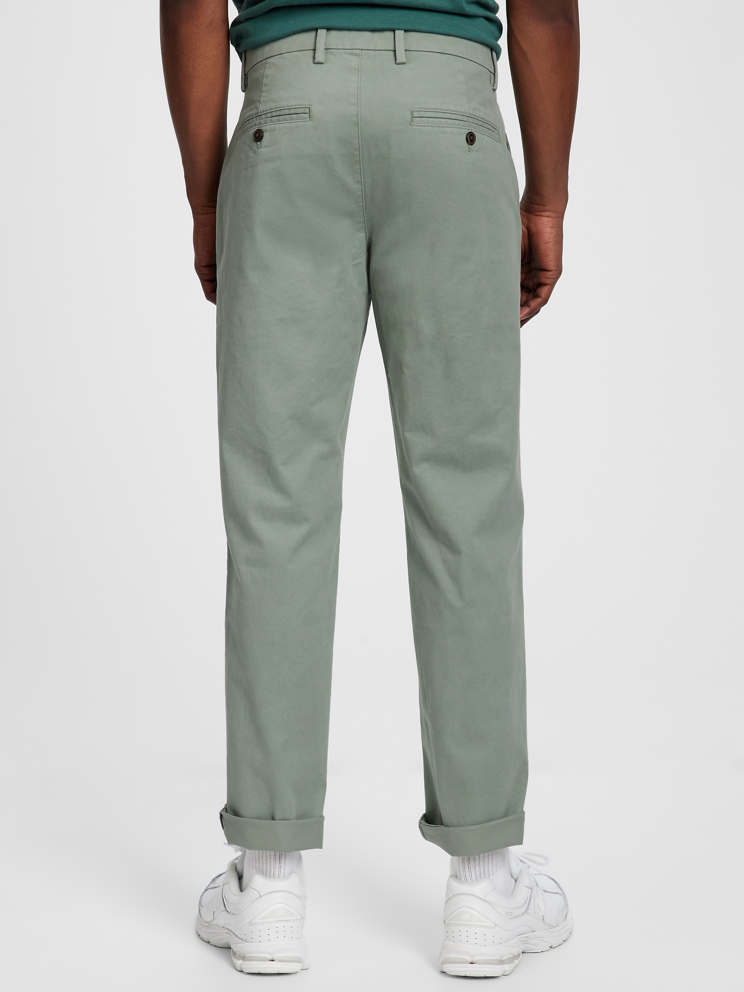 GapFlex Essential Khakis in Straight 