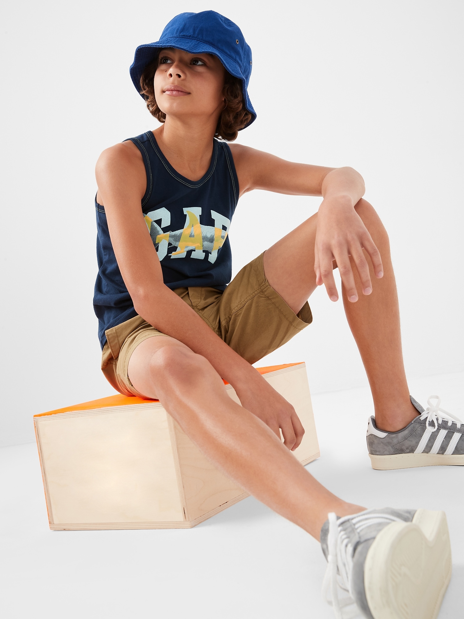 ■FILA■ Small Logo Graphic Tank TopFS2RSH2156FBLK 1100FS2RS Logo Graphic Tank Top | Old Navy