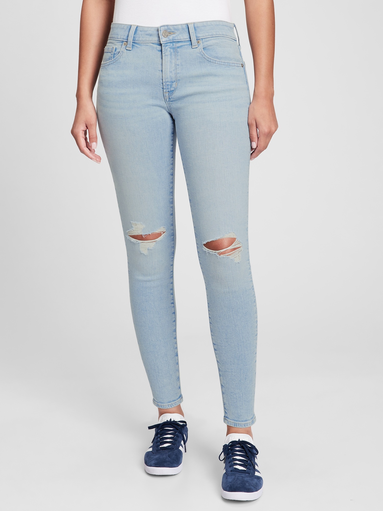 Gap Factory Women's Mid Rise Destructed Universal Legging Jeans with Washwell Light Brea Size 31