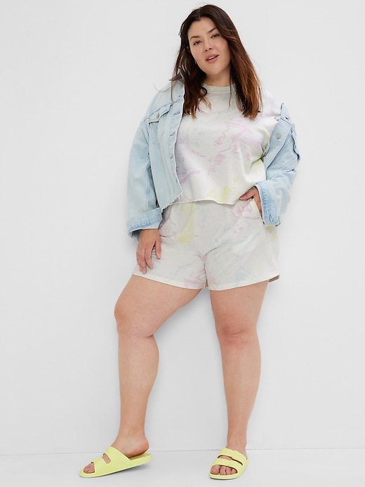 Image number 5 showing, 5.5" Print Pull-On Shorts
